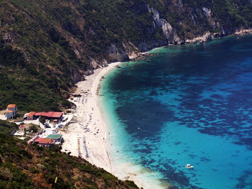 petanoi beach