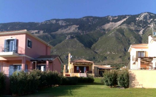 Stunning 3-Villa Estate in Koroni – Seaside Luxury