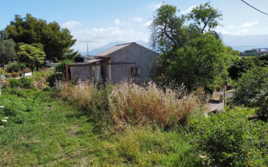 Charming Plot with Renovation Potential in Vouni Village