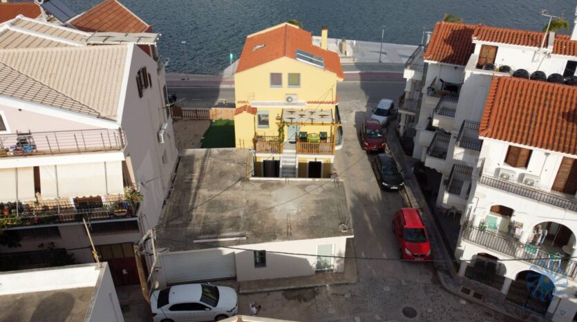 Exceptional Opportunity in Argostoli’s Finest Area – Semi-Finished Home with Expansion Potential