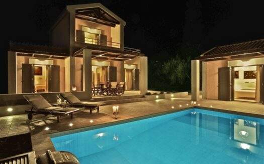 Two Magnificent Villas in Minies