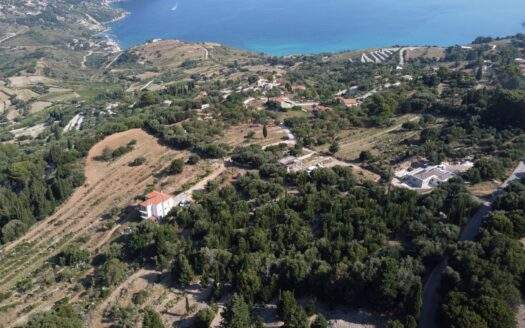 Exceptional Plot with Panoramic Views in Agkonas – Unique Mixed Zone Investment