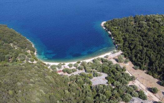 Breathtaking Seafront Estate in Gagiana Beach