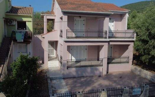Seaside Maisonette in Karavomylos Village