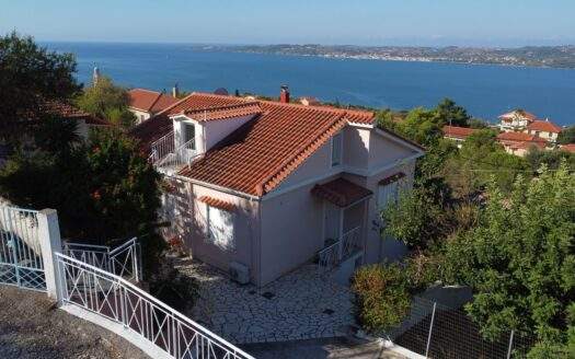 Village Home with Breathtaking Argostoli Bay Views in Farsa