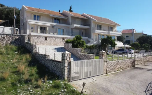 Two-Storey Maisonette with Panoramic Sea Views in Farsa